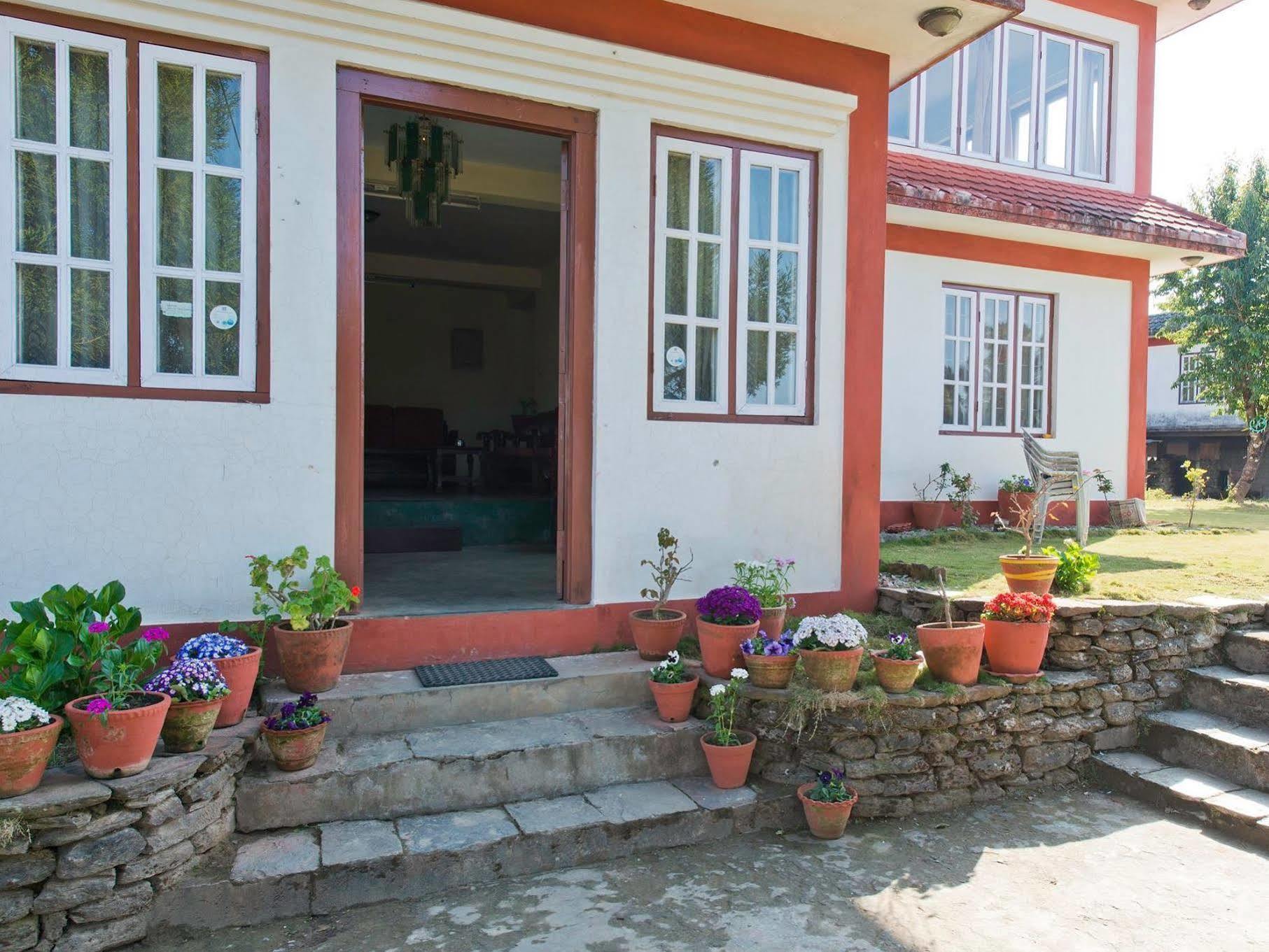 Sarangkot Sherpa Resort P Ltd Pokhara Zewnętrze zdjęcie